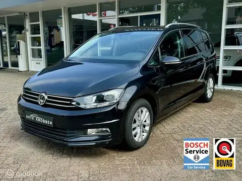 Used VOLKSWAGEN TOURAN Petrol 2016 Ad 