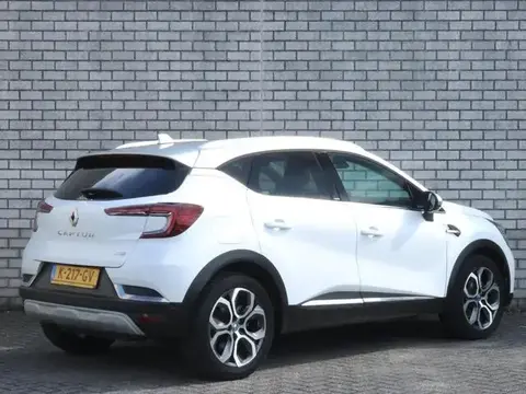 Used RENAULT CAPTUR Hybrid 2020 Ad 