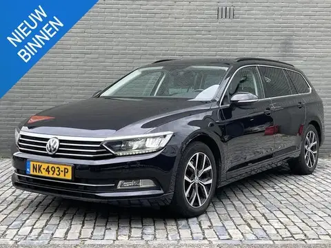 Used VOLKSWAGEN PASSAT Petrol 2017 Ad 