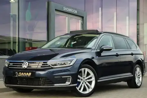 Used VOLKSWAGEN PASSAT Hybrid 2017 Ad 