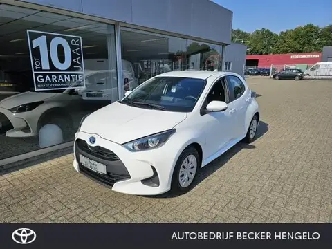 Used TOYOTA YARIS Hybrid 2021 Ad 