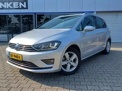 Used VOLKSWAGEN GOLF Petrol 2015 Ad 