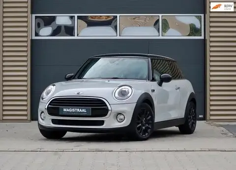 Used MINI COOPER Petrol 2017 Ad 