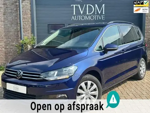 Used VOLKSWAGEN TOURAN Petrol 2021 Ad 