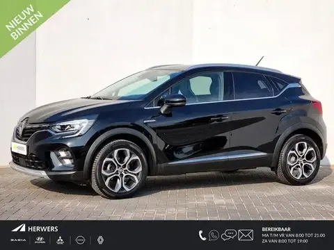 Used RENAULT CAPTUR Hybrid 2022 Ad 