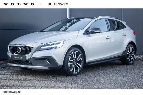 Annonce VOLVO V40 Essence 2019 d'occasion 