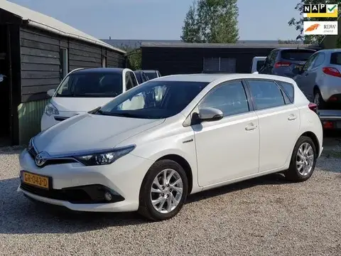 Used TOYOTA AURIS Hybrid 2015 Ad 