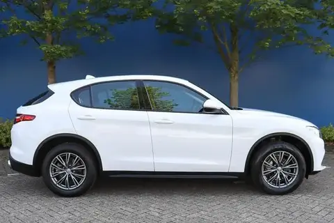 Annonce ALFA ROMEO STELVIO Essence 2018 d'occasion 