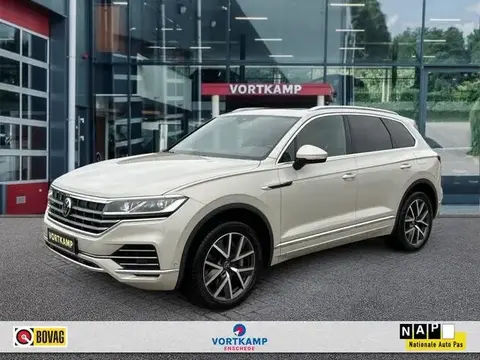 Used VOLKSWAGEN TOUAREG Hybrid 2021 Ad 