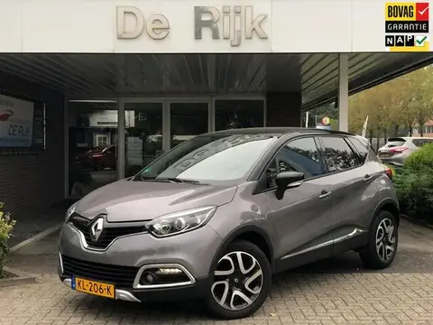 Annonce RENAULT CAPTUR Essence 2016 d'occasion 