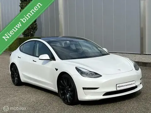 Used TESLA MODEL 3 Electric 2021 Ad 