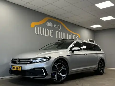 Used VOLKSWAGEN PASSAT Hybrid 2021 Ad 