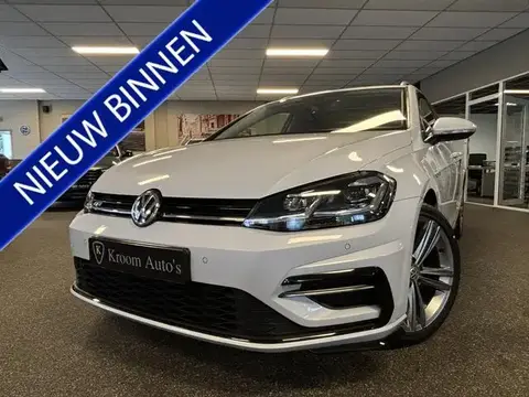 Used VOLKSWAGEN GOLF Petrol 2018 Ad 