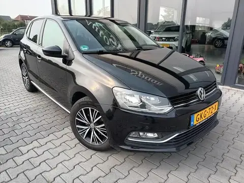 Used VOLKSWAGEN POLO Petrol 2016 Ad 