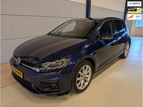 Used VOLKSWAGEN GOLF Petrol 2018 Ad 