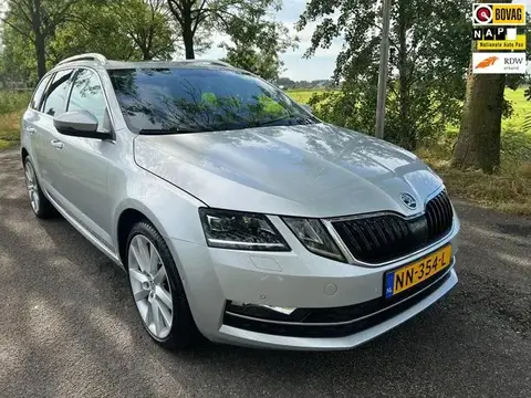 Annonce SKODA OCTAVIA Essence 2017 d'occasion 