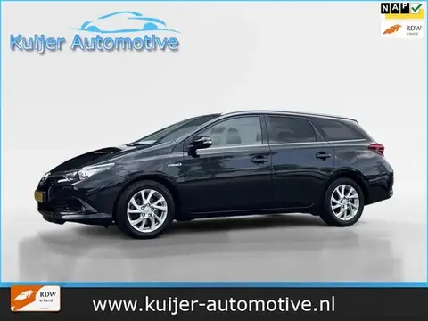 Used TOYOTA AURIS Hybrid 2017 Ad 