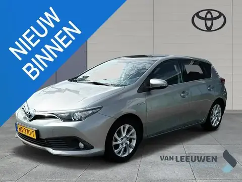 Used TOYOTA AURIS Hybrid 2015 Ad 