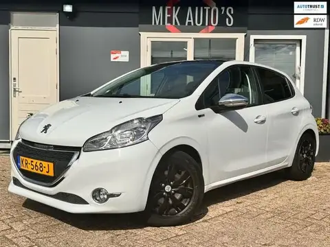 Used PEUGEOT 208 Petrol 2015 Ad 