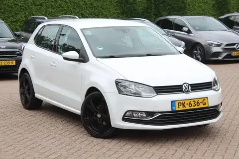 Used VOLKSWAGEN POLO Petrol 2015 Ad 