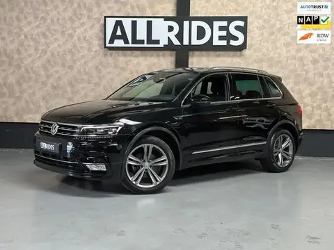 Used VOLKSWAGEN TIGUAN Petrol 2017 Ad 