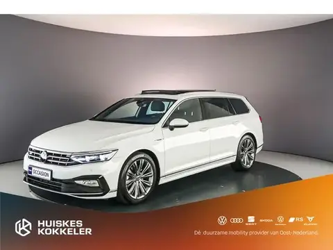 Annonce VOLKSWAGEN PASSAT Essence 2023 d'occasion 