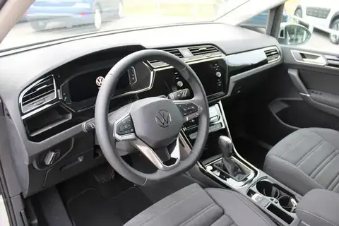 Used VOLKSWAGEN TOURAN Petrol 2023 Ad 