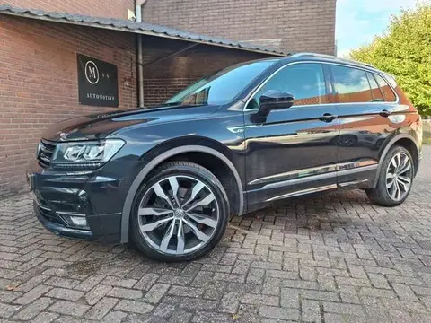 Used VOLKSWAGEN TIGUAN Petrol 2017 Ad 