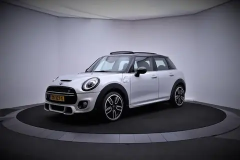 Used MINI COOPER Petrol 2018 Ad 