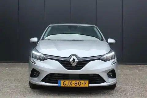 Used RENAULT CLIO Hybrid 2020 Ad 