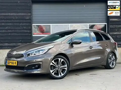 Used KIA CEED Petrol 2017 Ad 