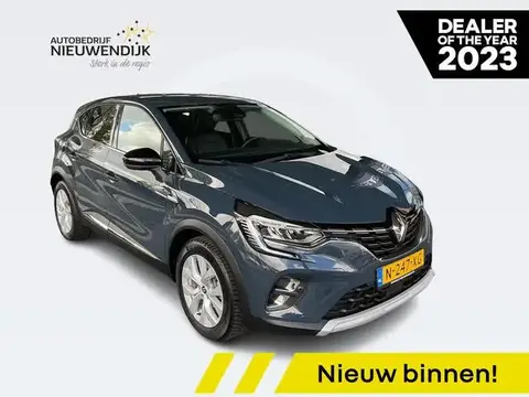 Used RENAULT CAPTUR Hybrid 2022 Ad 