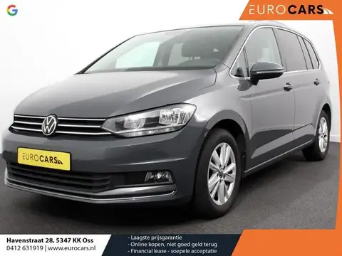 Used VOLKSWAGEN TOURAN Petrol 2021 Ad 