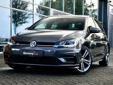 Used VOLKSWAGEN GOLF Petrol 2018 Ad 