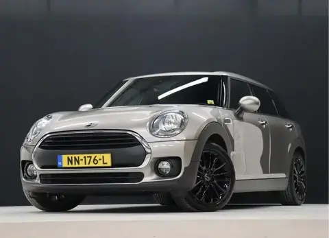 Used MINI CLUBMAN Petrol 2017 Ad 