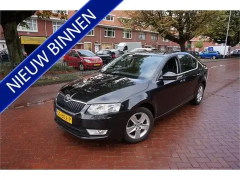 Used SKODA OCTAVIA Petrol 2015 Ad 