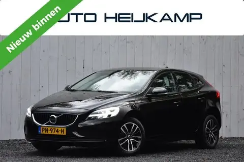 Used VOLVO V40 Petrol 2017 Ad 