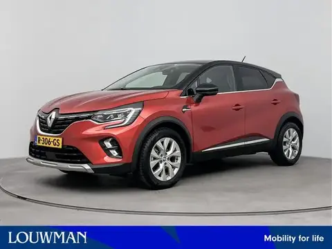 Used RENAULT CAPTUR Hybrid 2022 Ad 