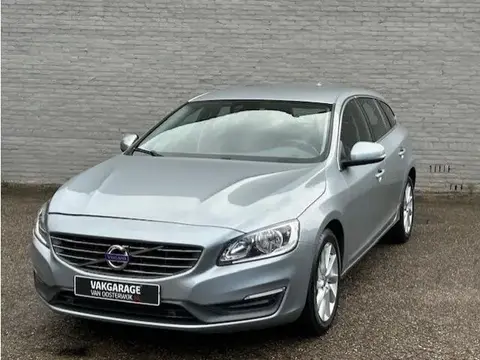 Annonce VOLVO V60 Essence 2015 d'occasion 