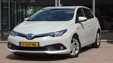 Used TOYOTA AURIS Hybrid 2018 Ad 