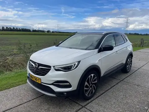 Used OPEL GRANDLAND Petrol 2017 Ad 