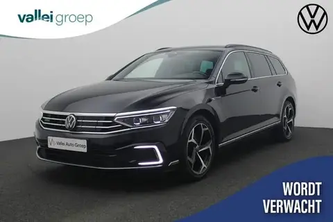 Used VOLKSWAGEN PASSAT Hybrid 2020 Ad 