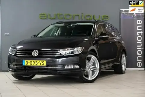 Annonce VOLKSWAGEN PASSAT Essence 2017 d'occasion 