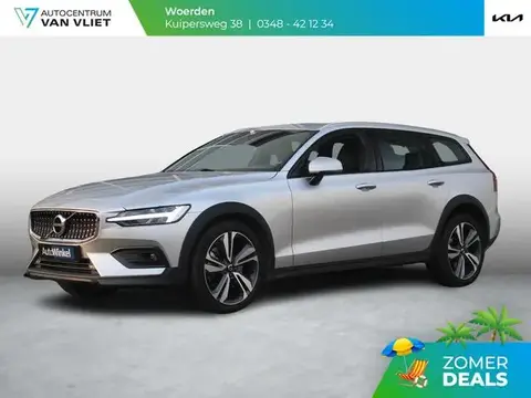 Used VOLVO V60 Hybrid 2021 Ad 