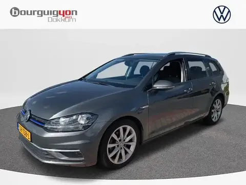 Used VOLKSWAGEN GOLF Petrol 2018 Ad 