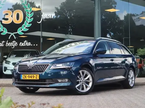 Annonce SKODA SUPERB Essence 2019 d'occasion 