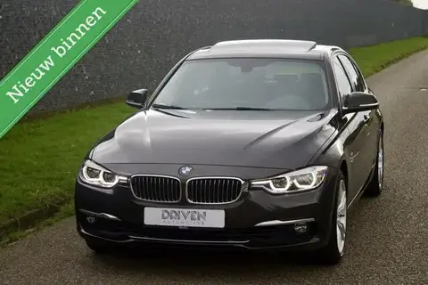 Used BMW SERIE 3 Petrol 2017 Ad 