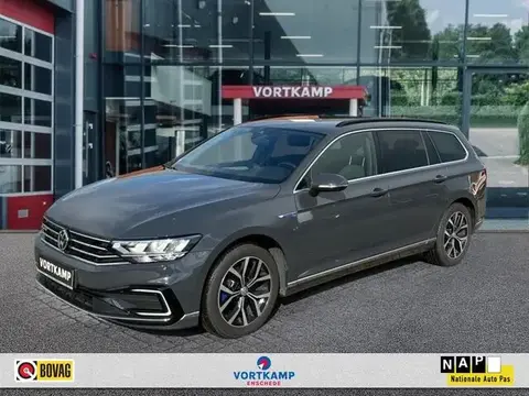 Used VOLKSWAGEN PASSAT Hybrid 2020 Ad 