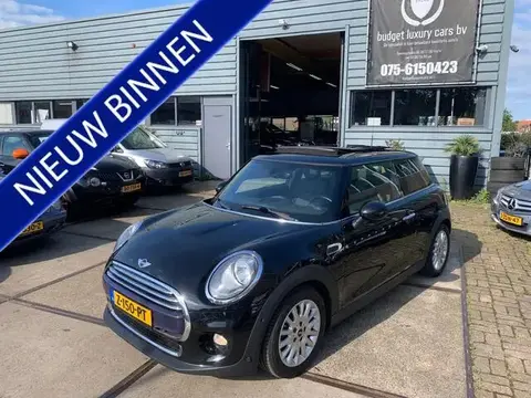 Used MINI COOPER Petrol 2015 Ad 