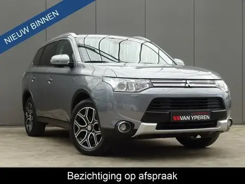 Annonce MITSUBISHI OUTLANDER Hybride 2015 d'occasion 